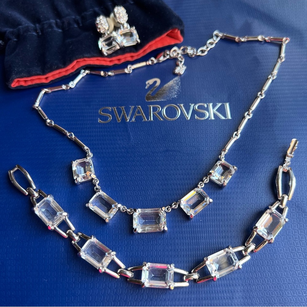 AUTHENTIC Swarovski Emerald-cut Crystal Necklace & Earrings SET Vintage - Picture 4 of 17